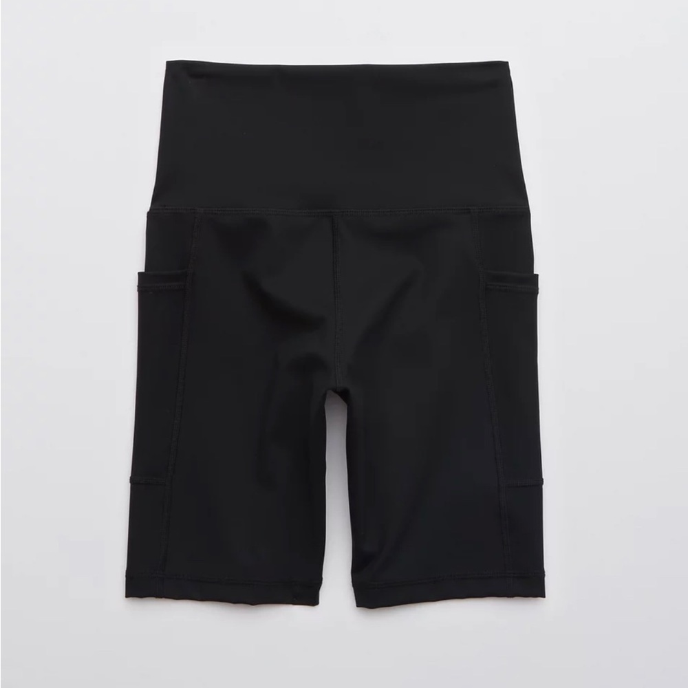 BRAND NEW Aerie Offline Goals Pocket 7" Bike Short